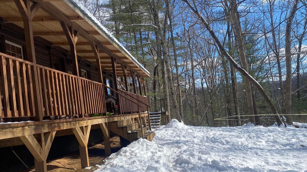 Photo of Outdoor in Mills River