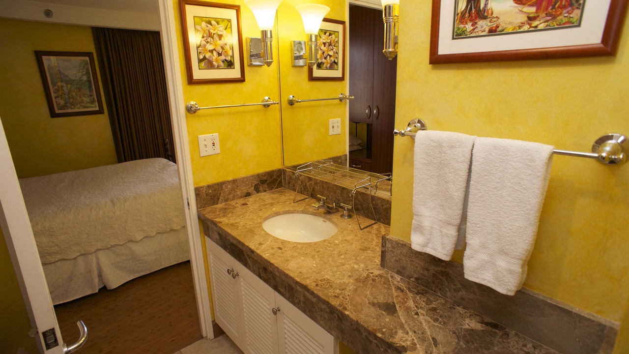 Photo of Bedroom in Waikiki