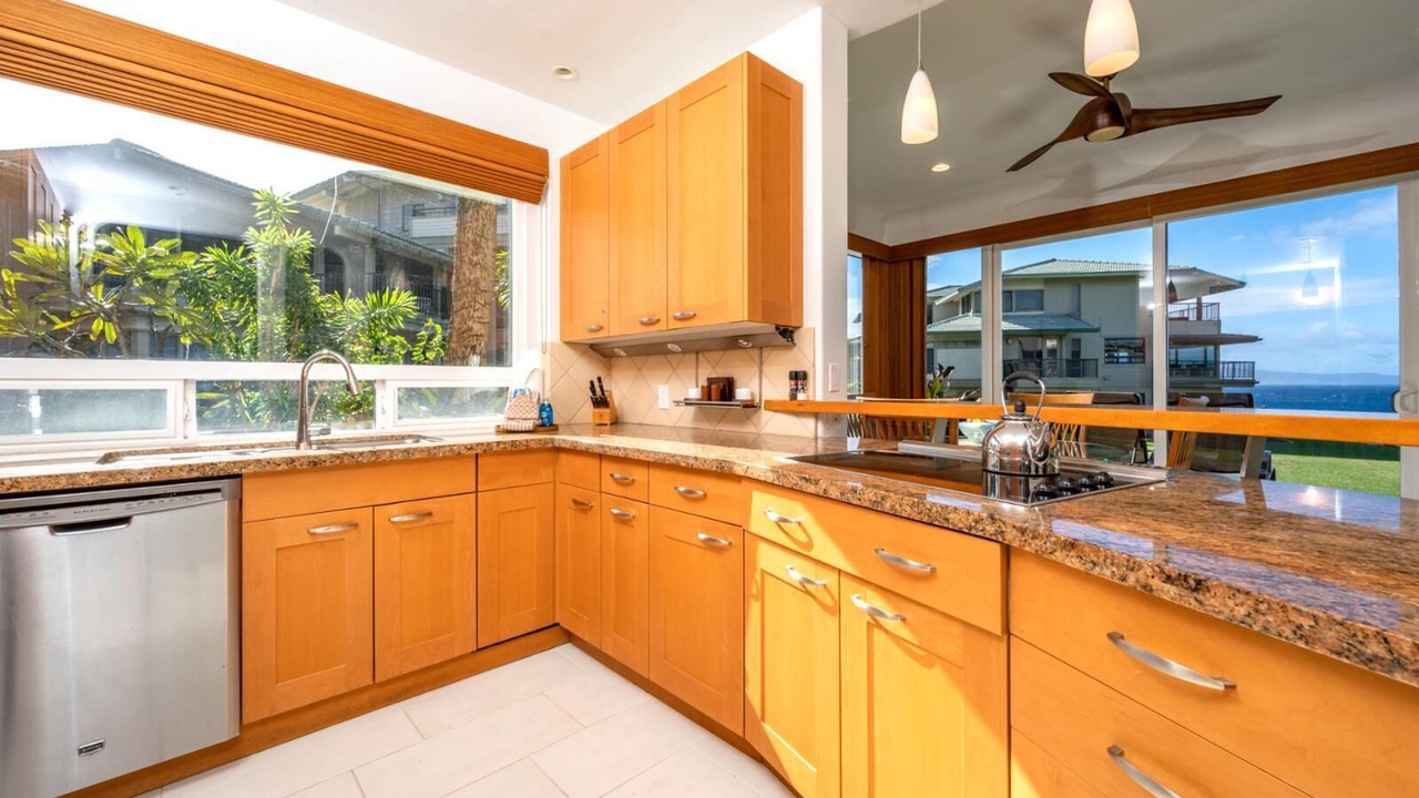 Photo of Kitchen in Napili