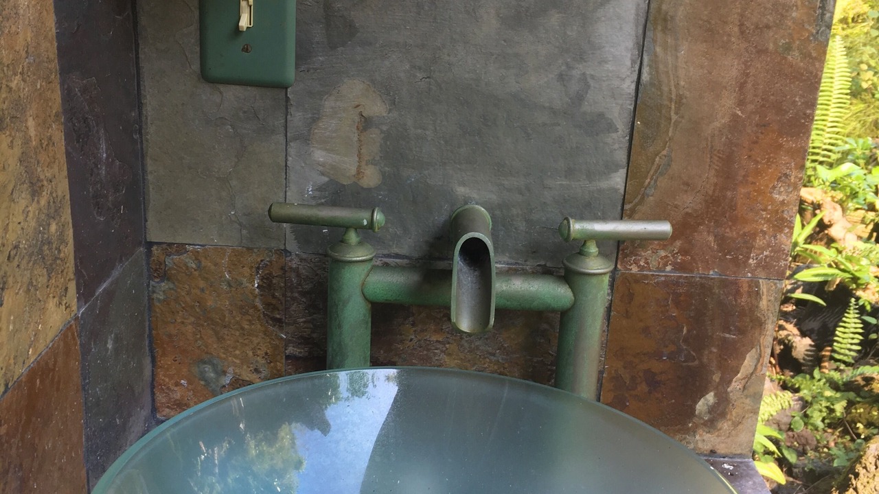 Photo of Bathroom in Kahaluu-Keauhou
