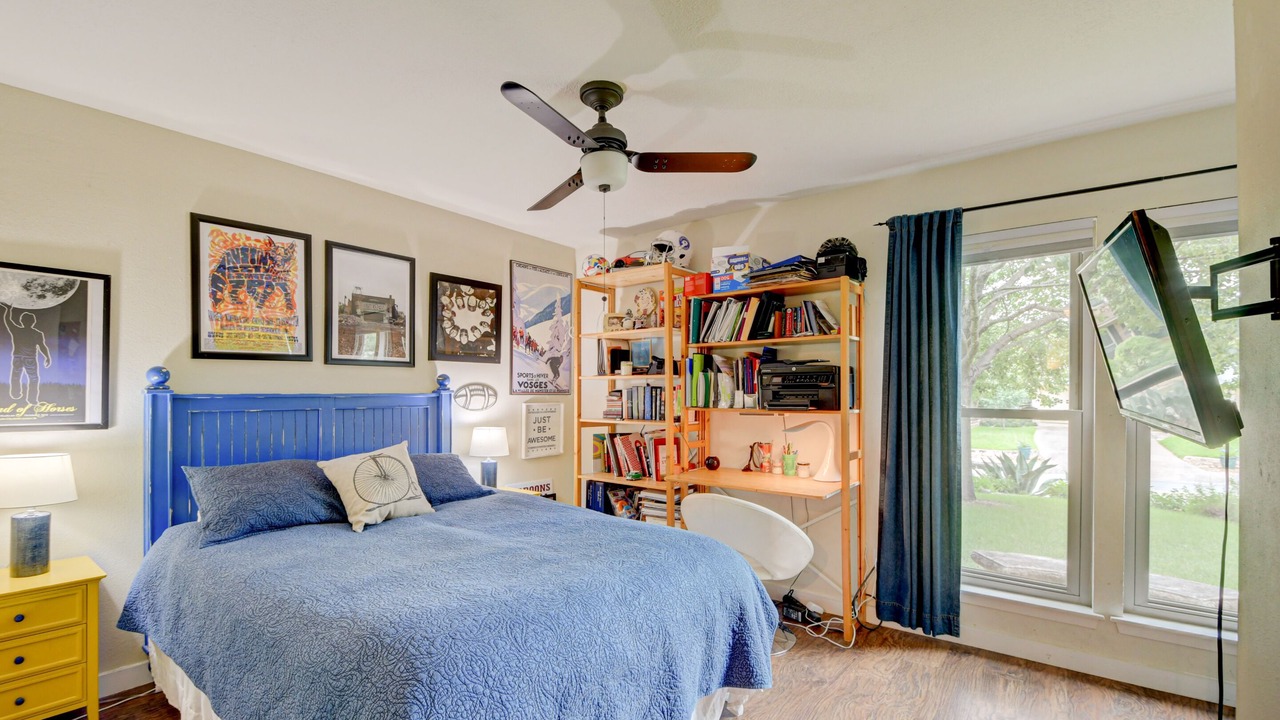 Photo of Bedroom in Barton Hills