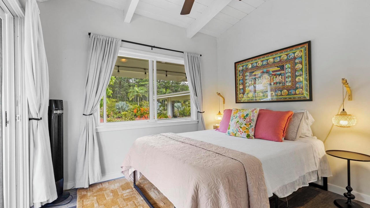 Photo of Bedroom in Pahoa