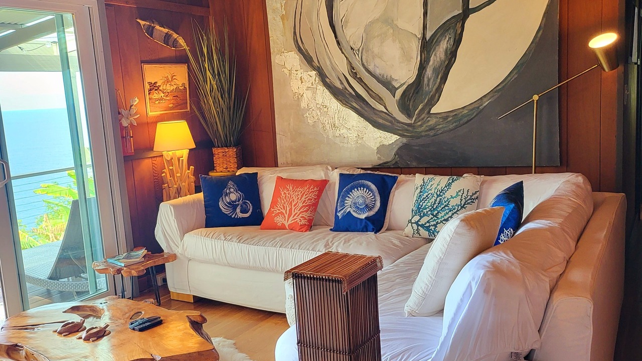 Photo of Livingroom in Laupahoehoe