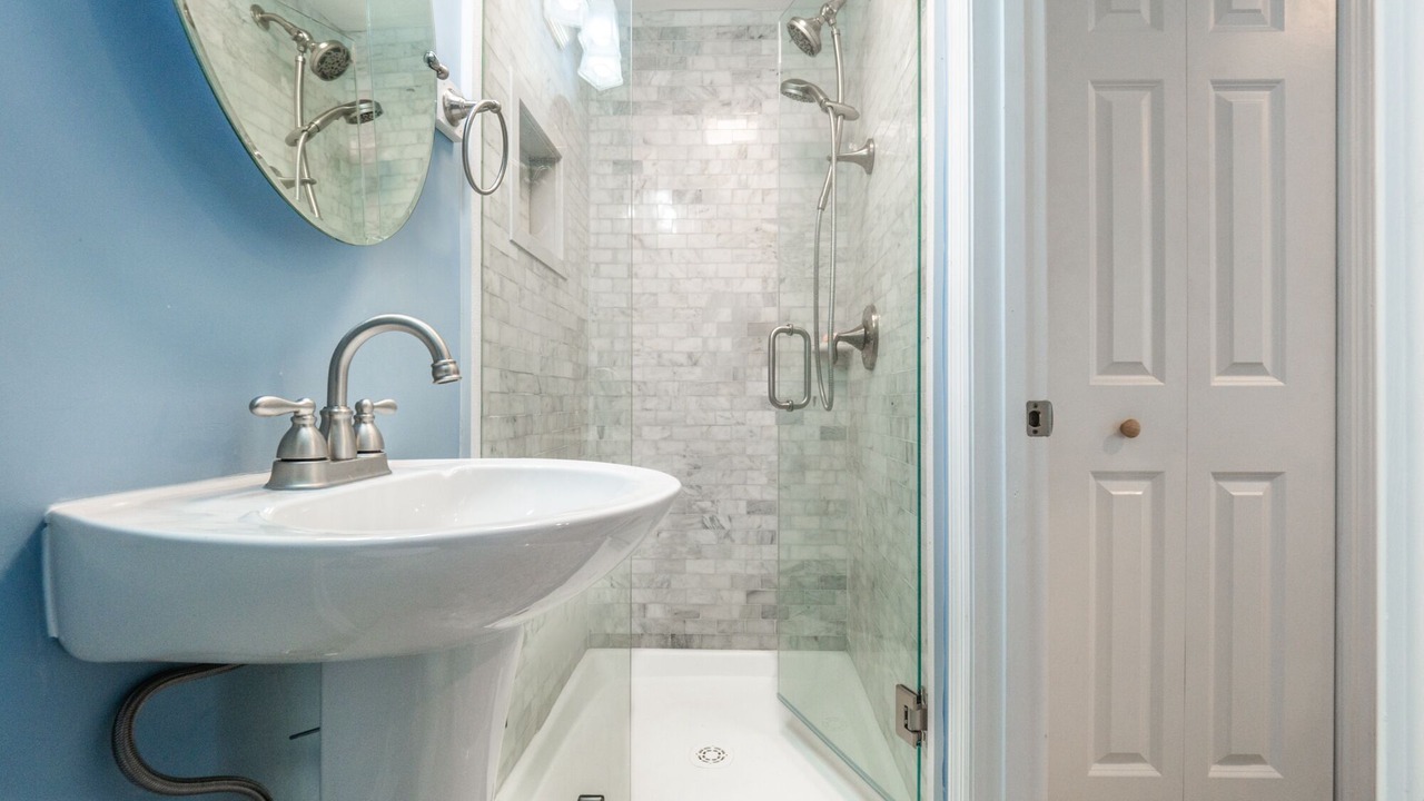 Photo of Bathroom in Surf City