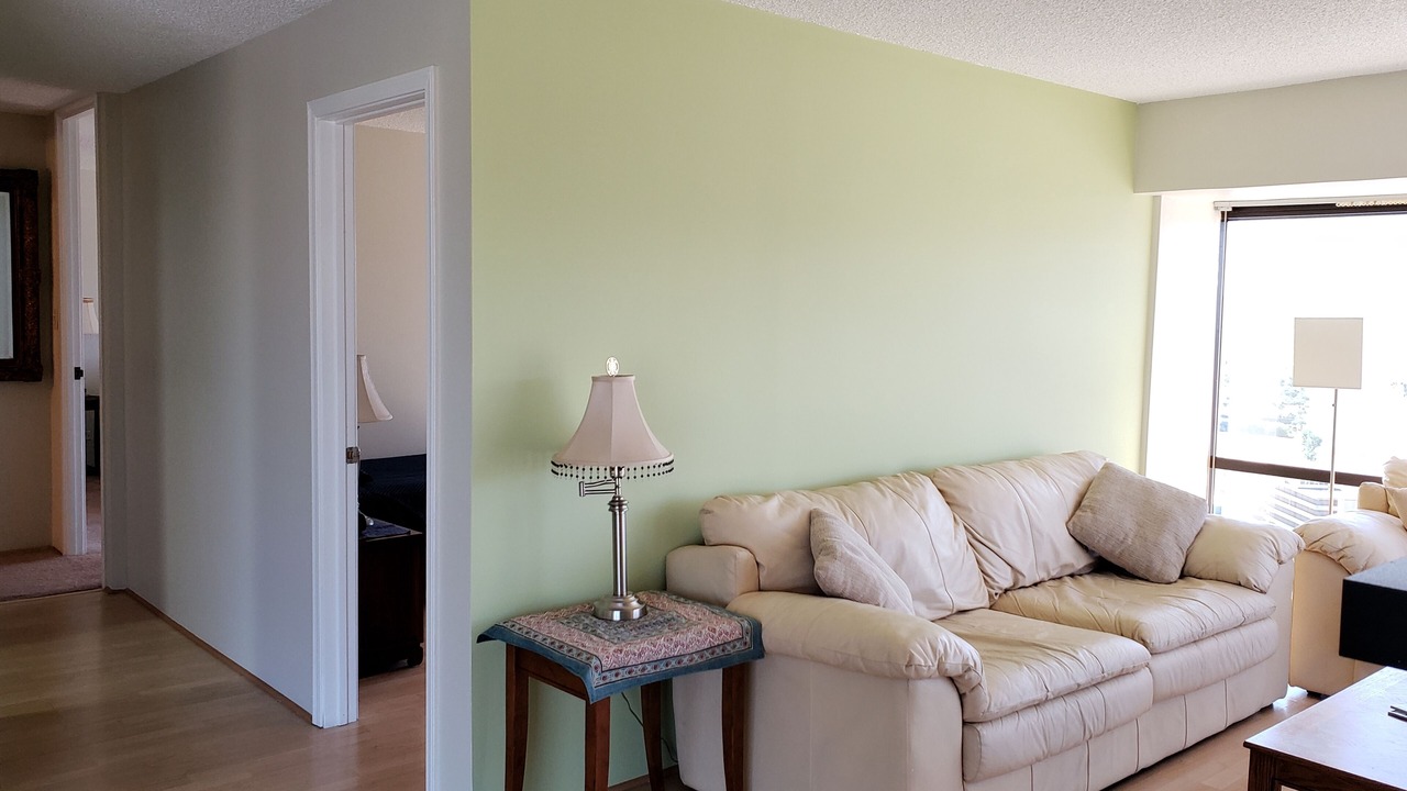 Photo of Livingroom in McCully - Moiliili