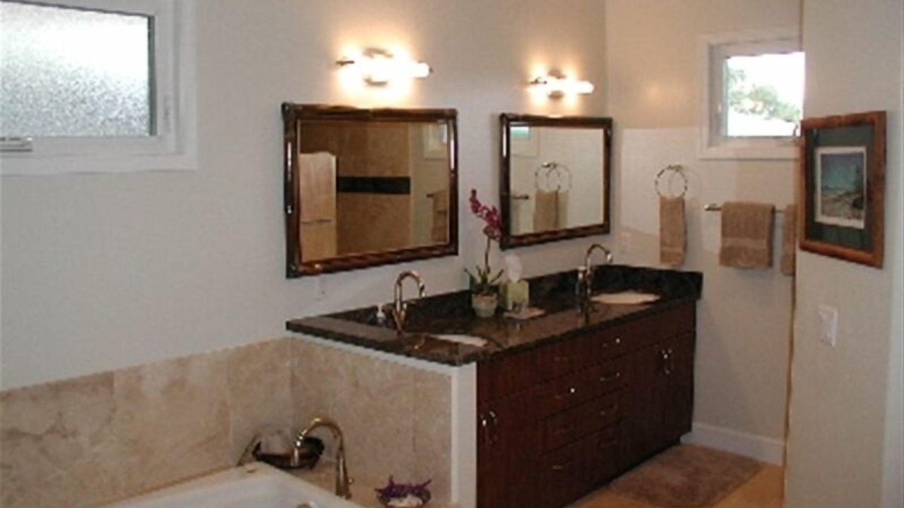 Photo of Bathroom in Lanikai