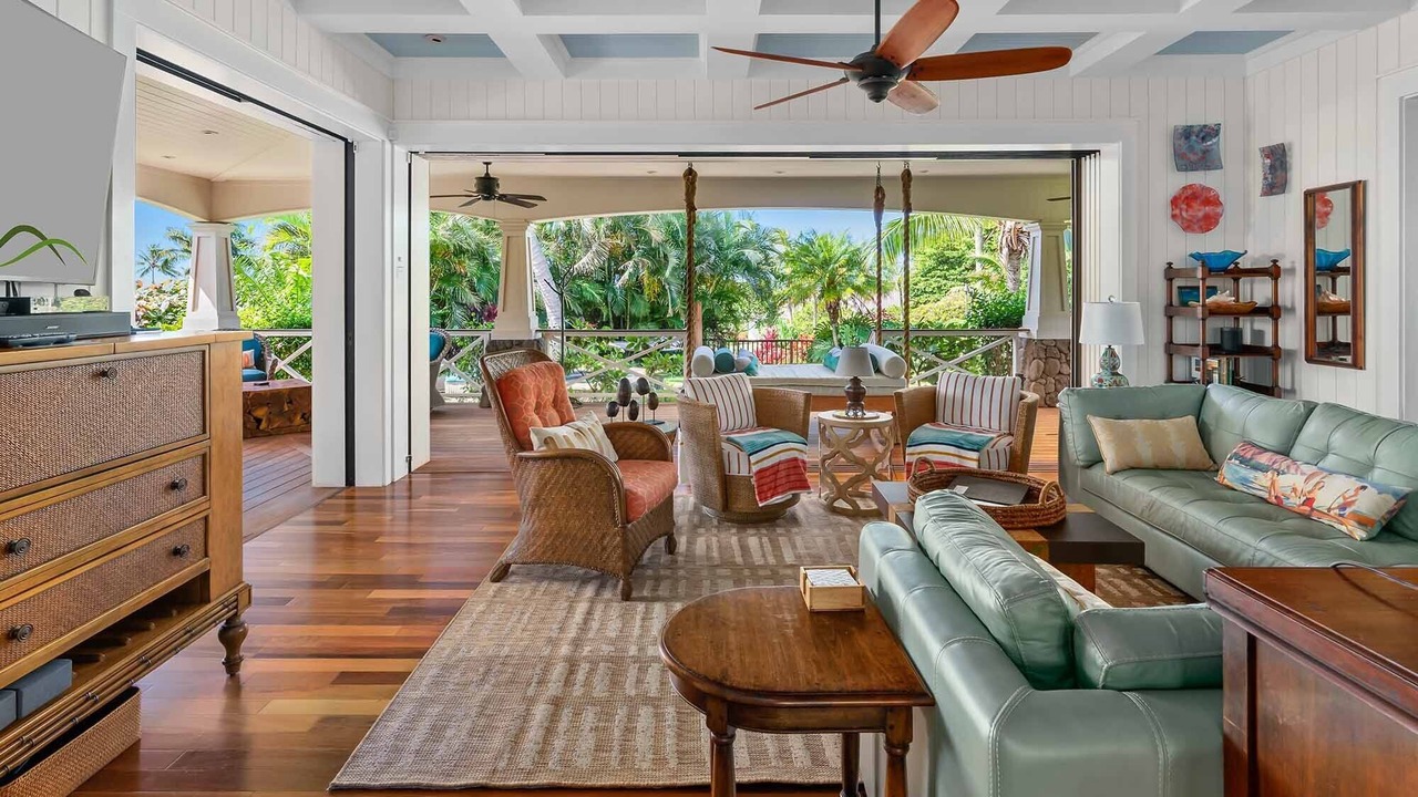 Photo of Bedroom in Poipu