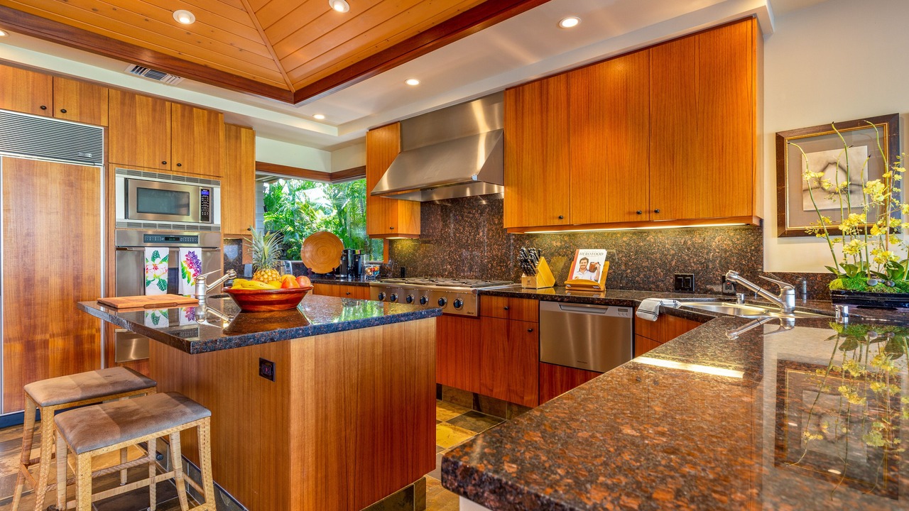 Photo of Kitchen in Kaupulehu