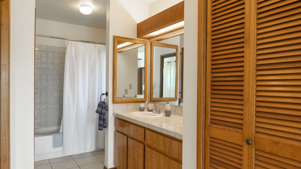 Photo of Bathroom in Puako