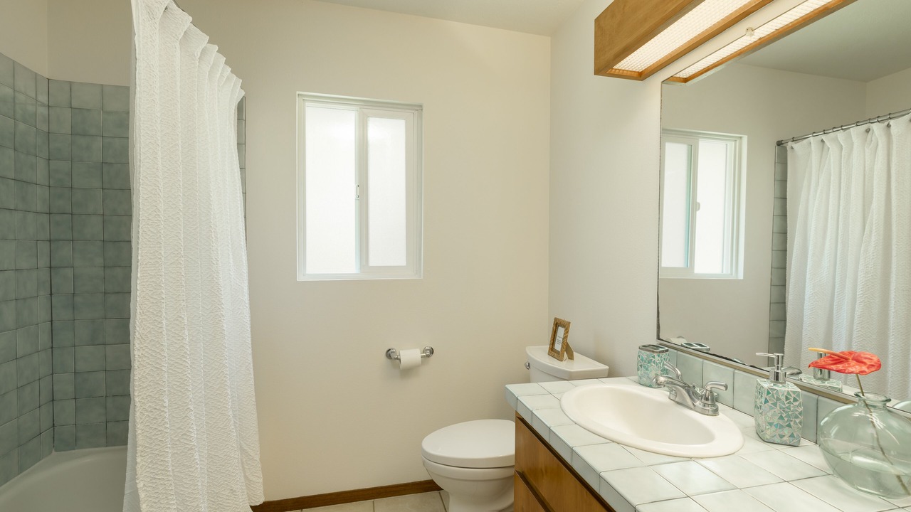 Photo of Bathroom in Puako