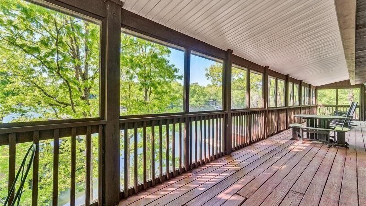 Photo of Outdoor in Huddleston