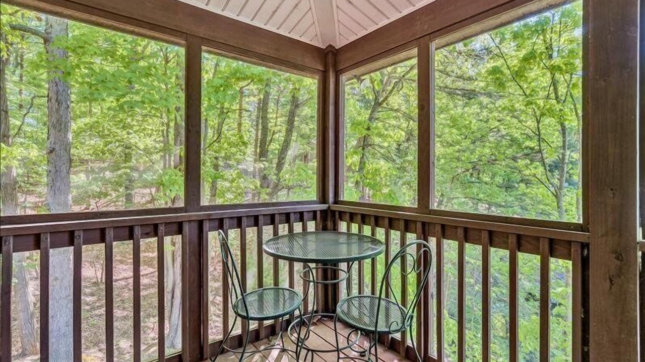 Photo of Outdoor in Huddleston