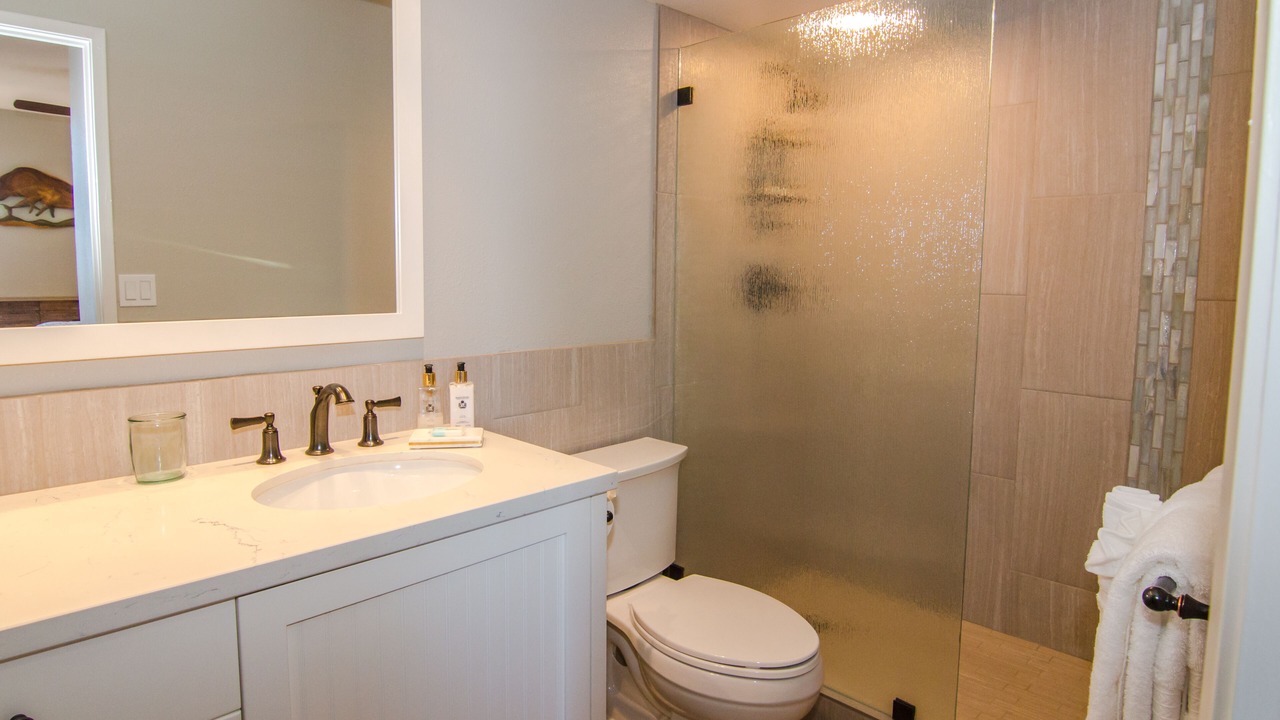 Photo of Bathroom in Maalaea