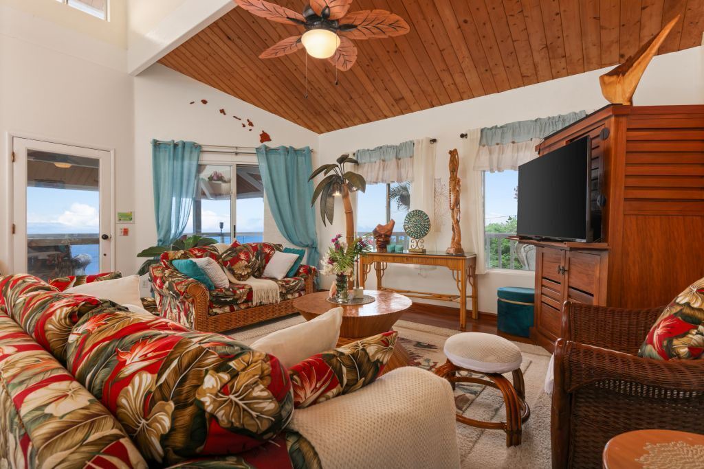 Photo of Livingroom in Kona Paradise