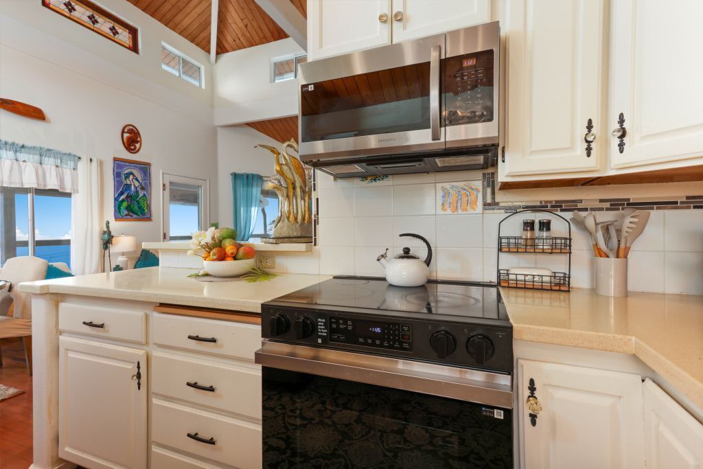 Photo of Kitchen in Kona Paradise