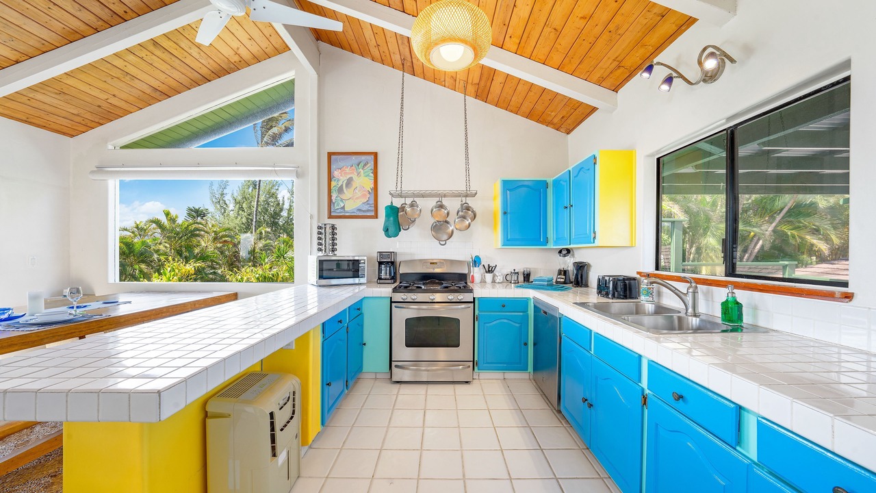 Photo of Kitchen in Haiku
