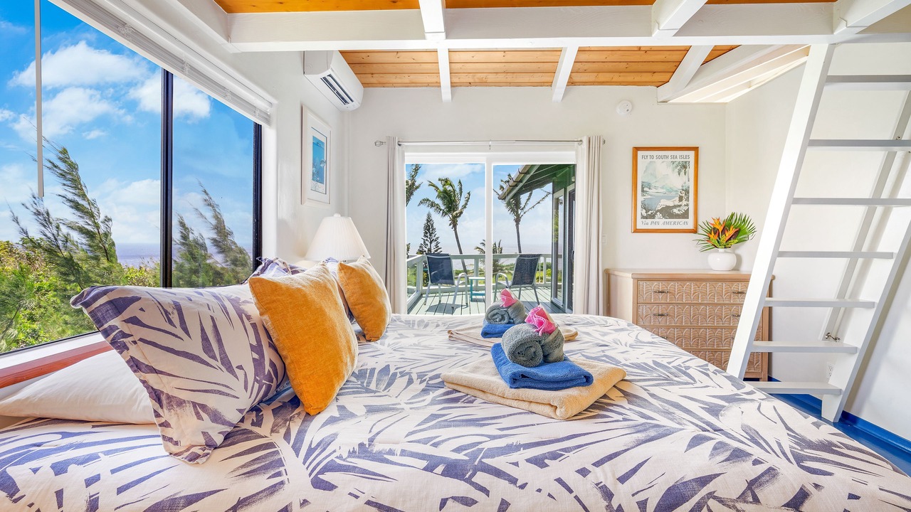 Photo of Bedroom in Haiku