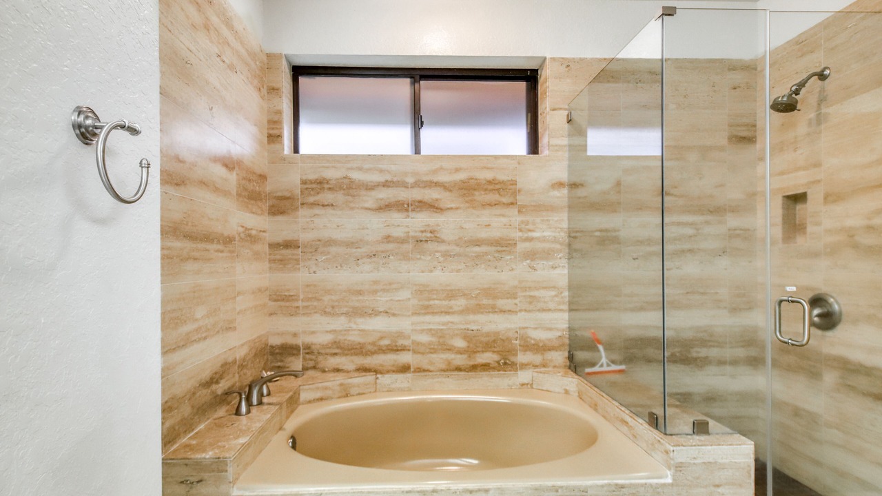 Photo of Bathroom in Waikoloa