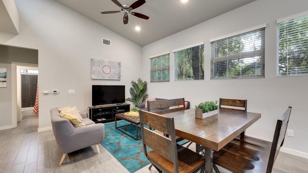 Photo of Bedroom in Holly