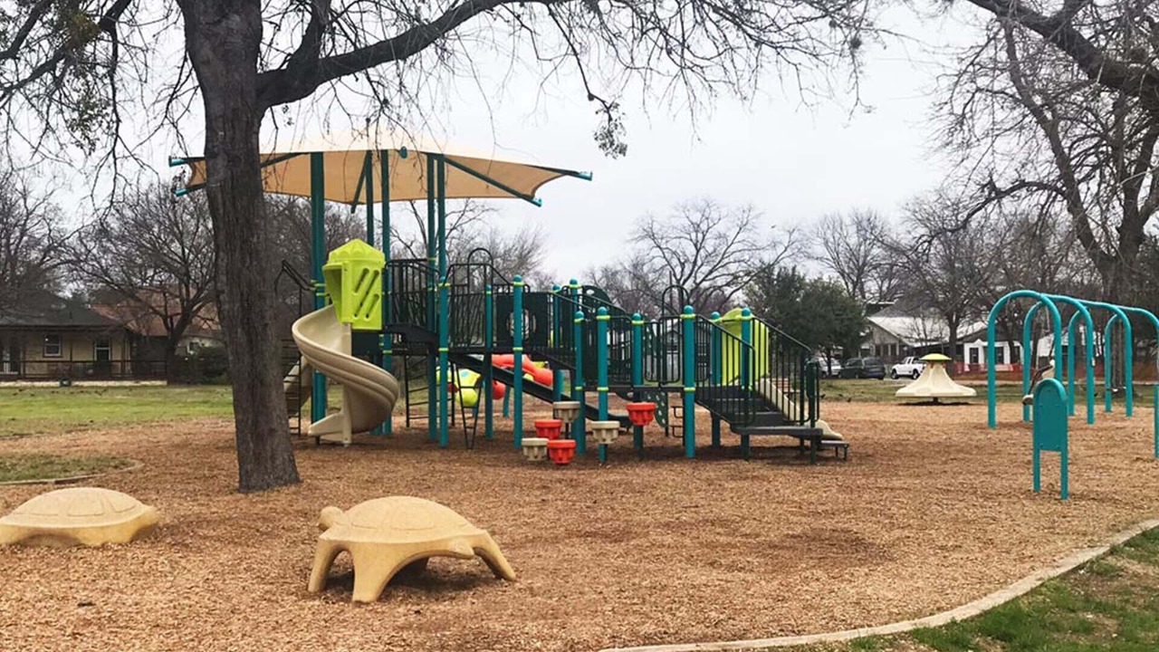 Photo of Outdoor in Holly