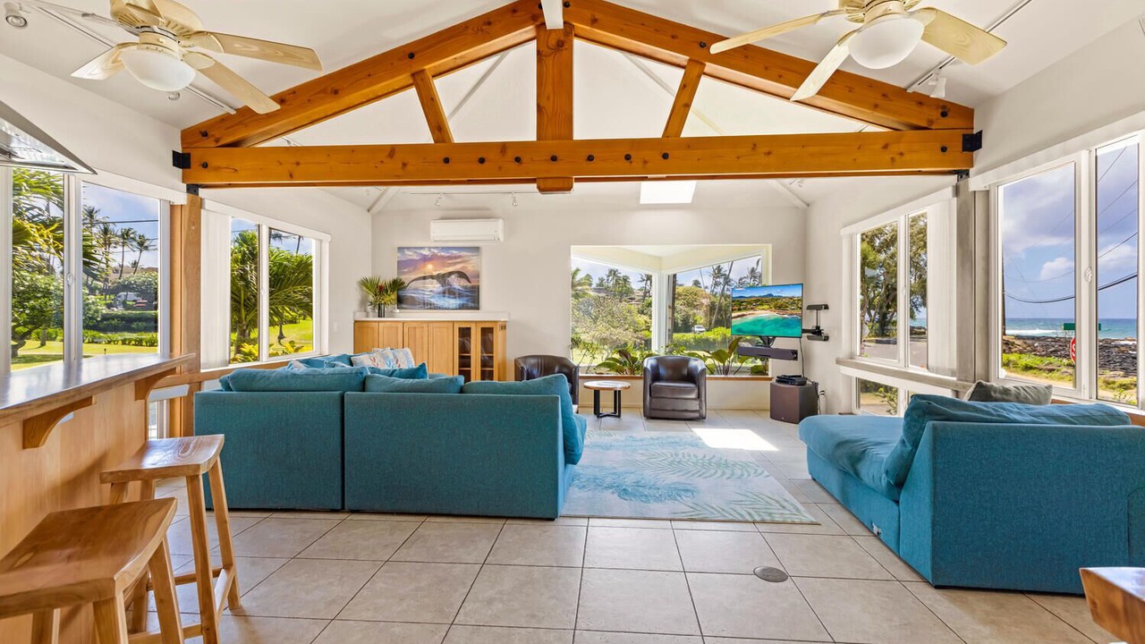 Photo of Livingroom in Poipu