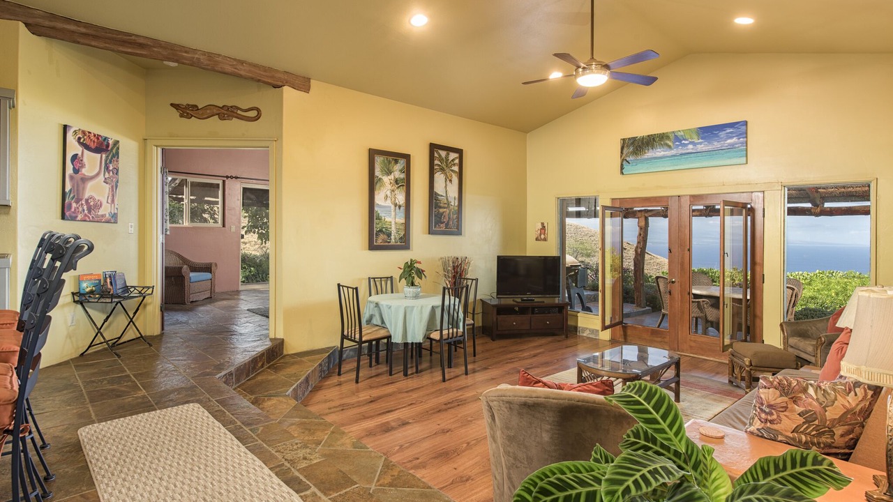 Photo of Livingroom in Kohala Estates