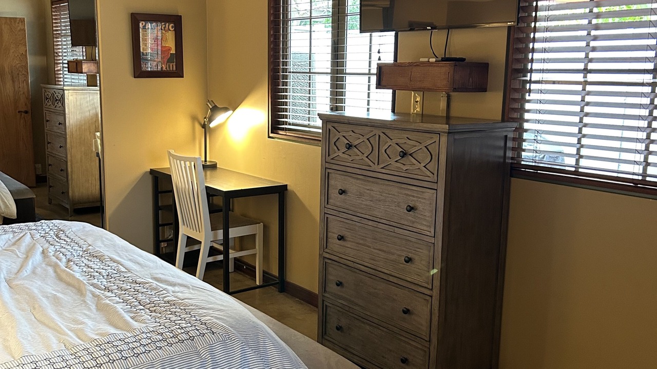 Photo of Bedroom in Kailua
