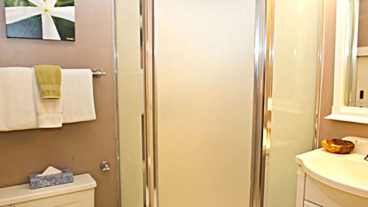 Photo of Bathroom in Keauhou