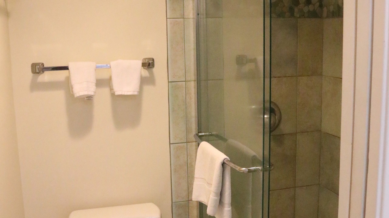 Photo of Bathroom in Kahana