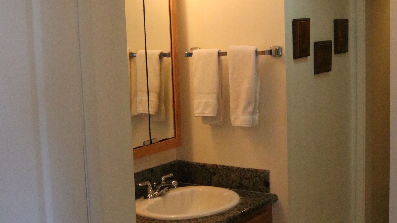 Photo of Bathroom in Kahana