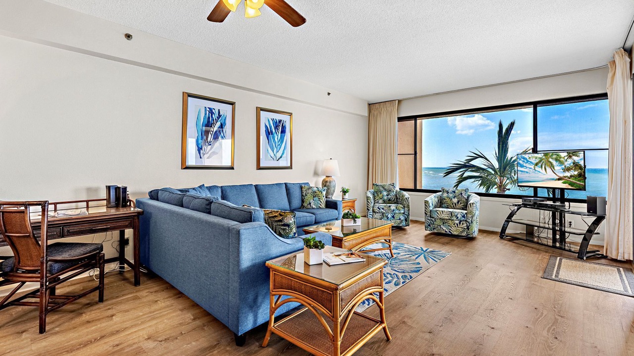 Photo of Livingroom in Kahana