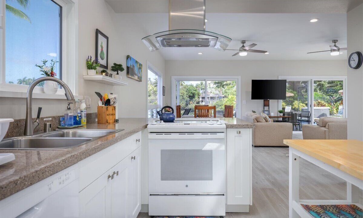 Photo of Kitchen in Keauhou