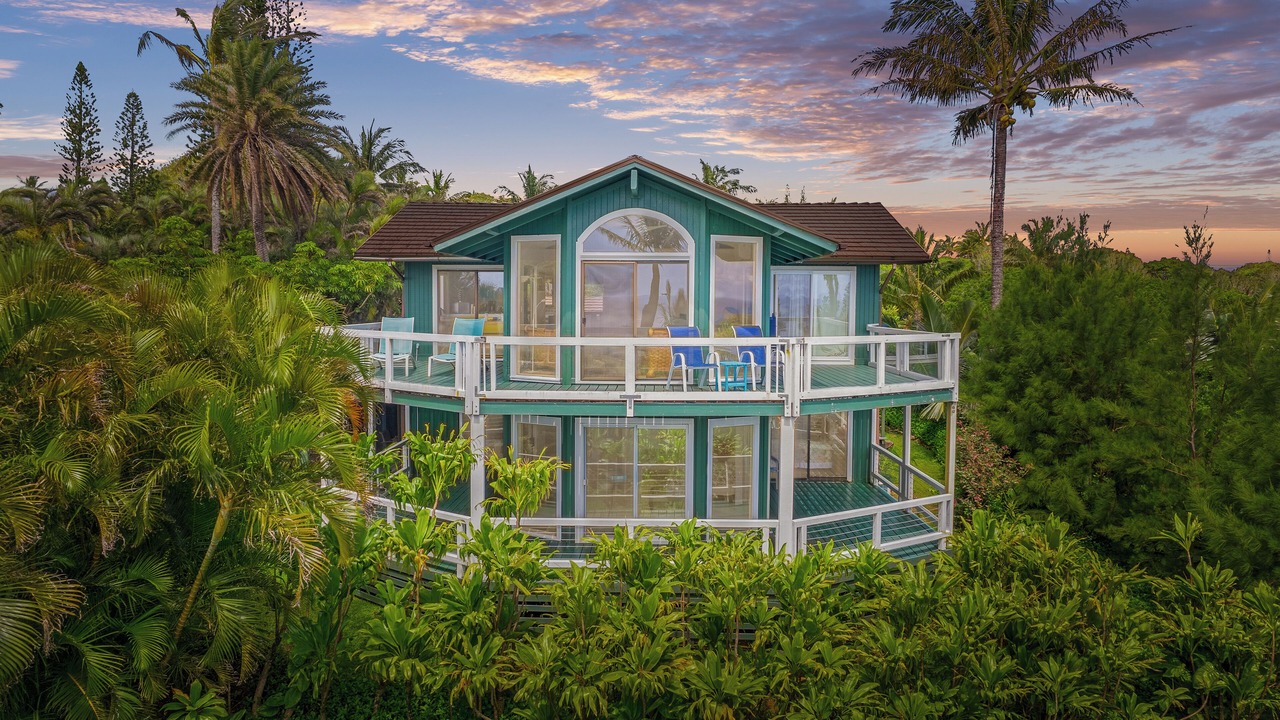 Photo of Outdoor in Haiku