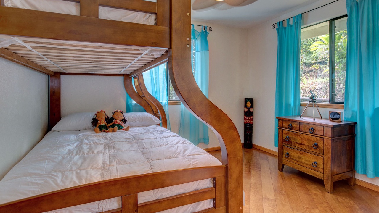 Photo of Bedroom in Papaaloa