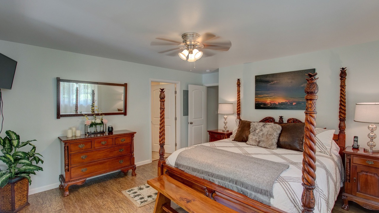 Photo of Bedroom in Royal Hawaiian Estates