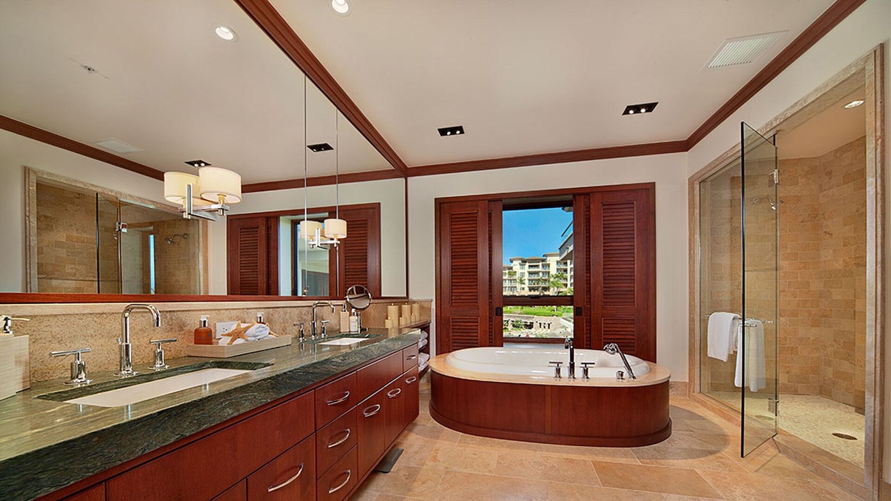 Photo of Bathroom in Montage Kapalua Bay