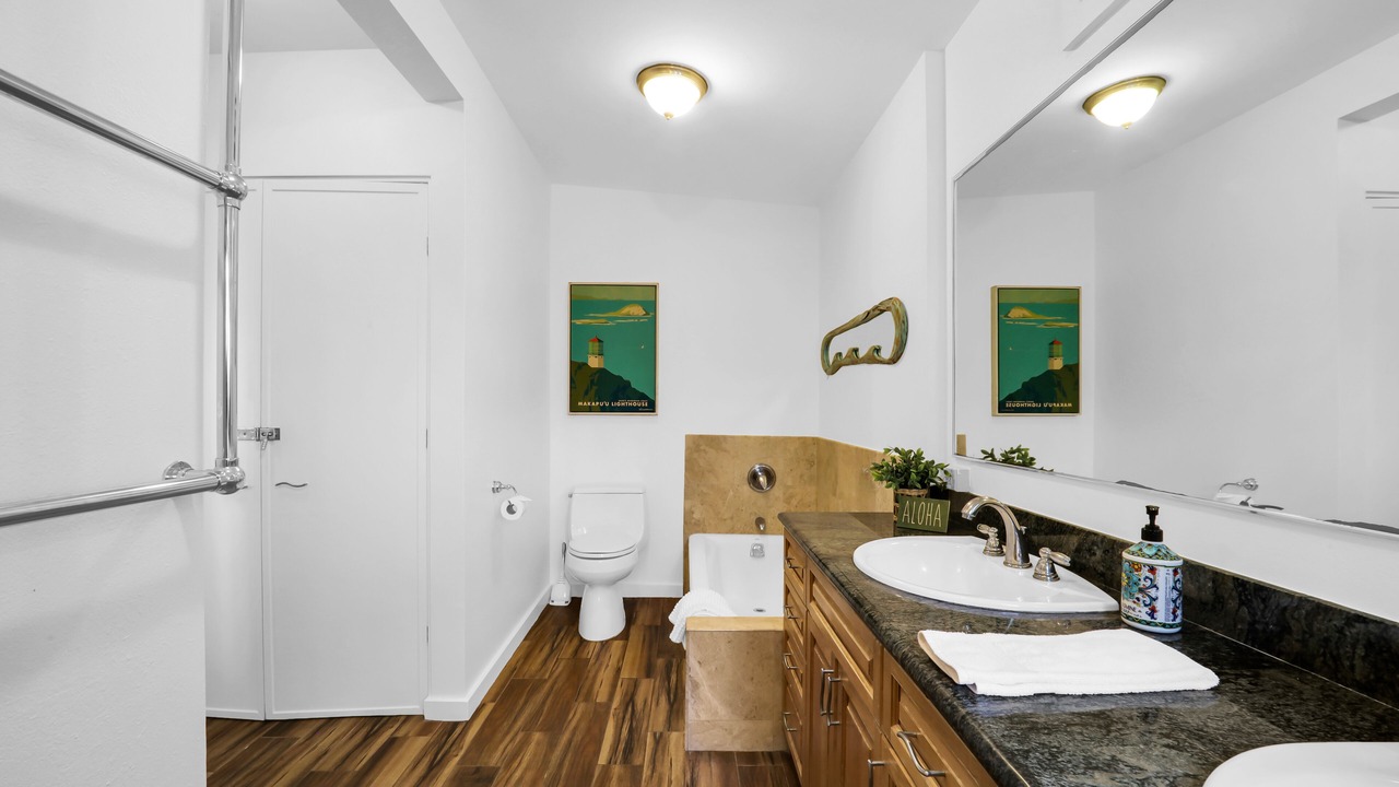Photo of Bathroom in Waimanalo Beach