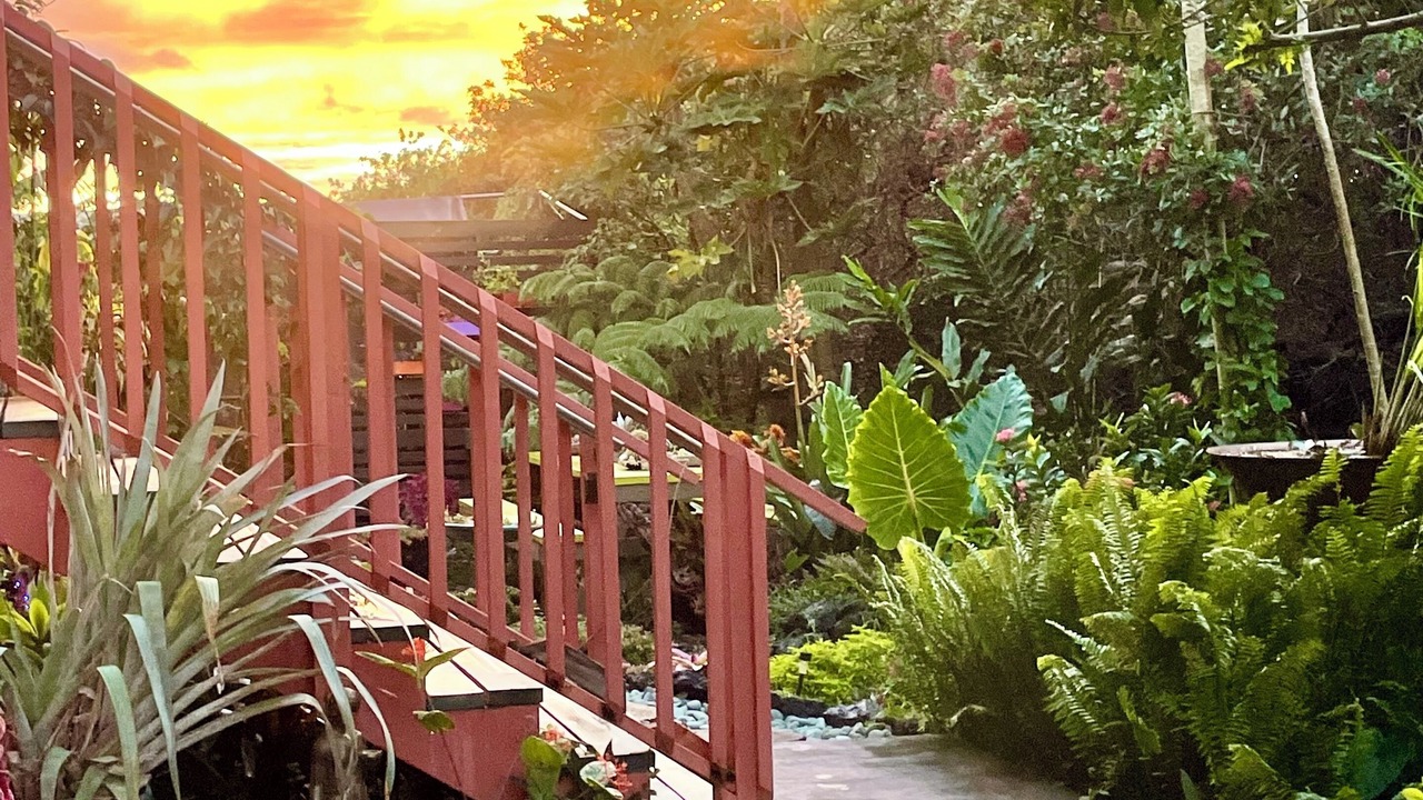 Photo of Others in Naalehu