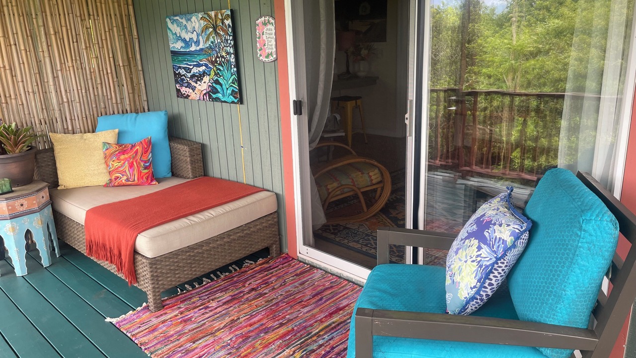 Photo of Patio Balcony in Naalehu