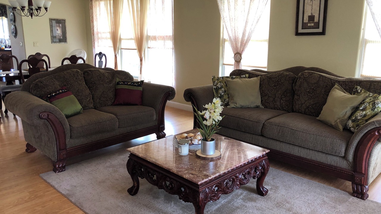 Photo of Livingroom in Ainaloa