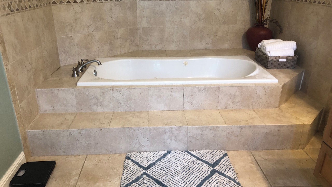 Photo of Bathroom in Ainaloa