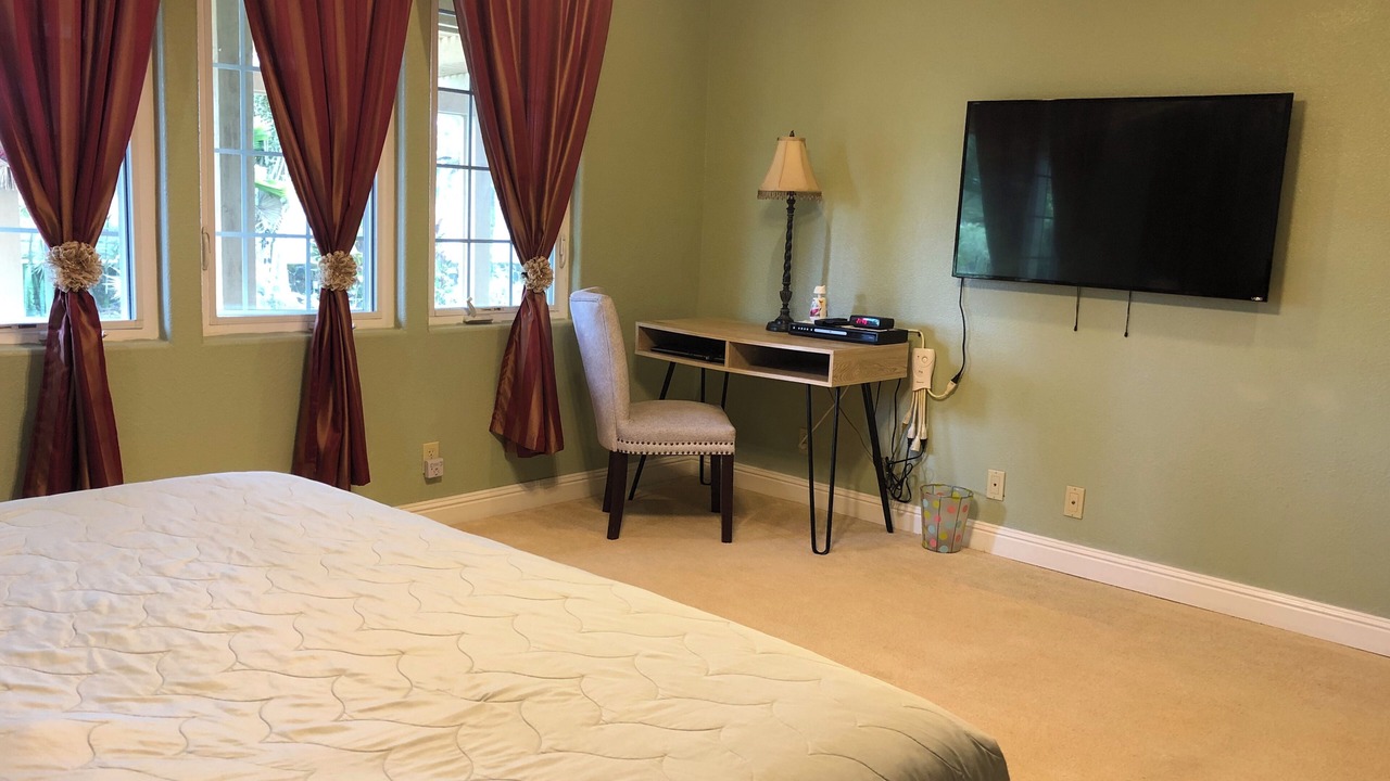 Photo of Bedroom in Ainaloa