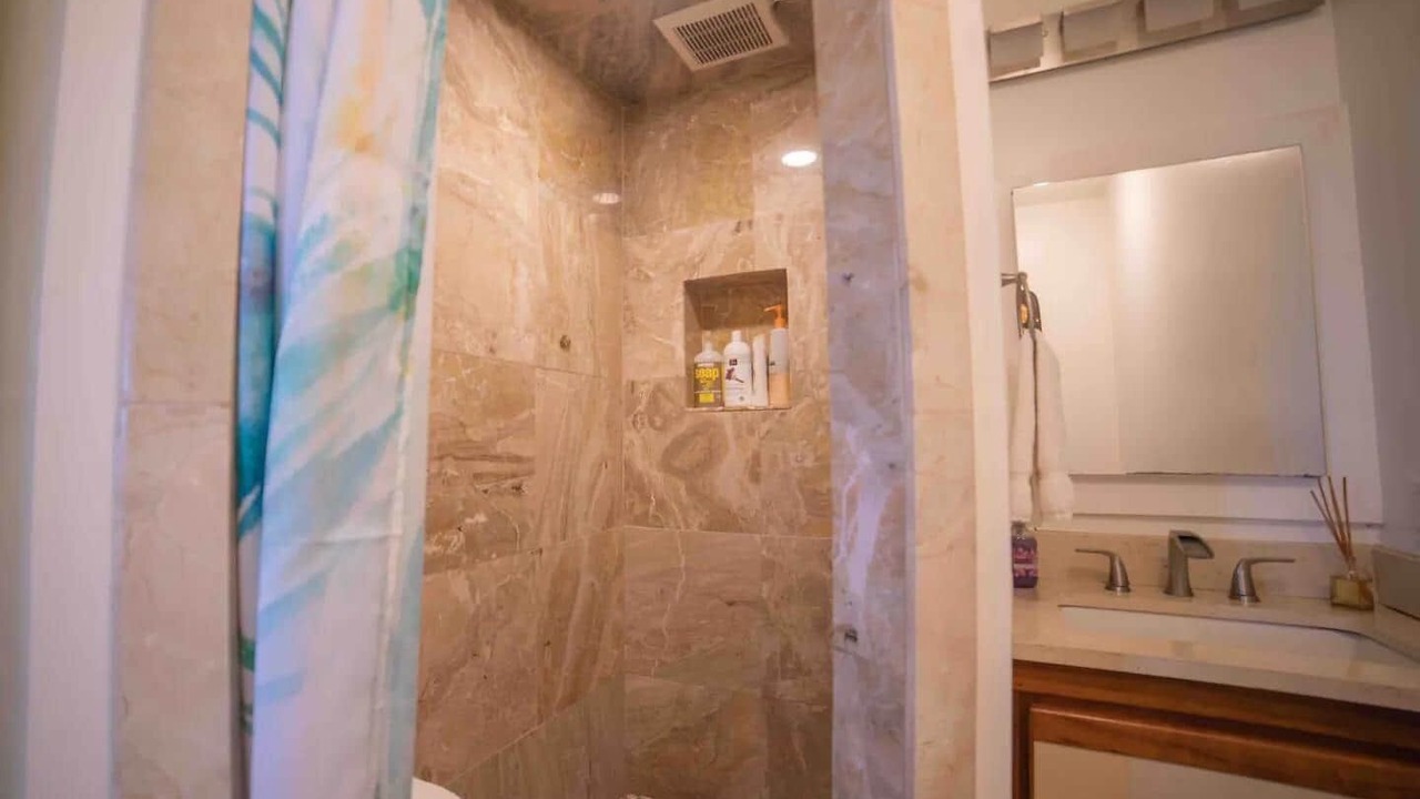 Photo of Bathroom in Hana