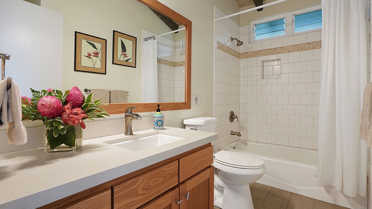 Photo of Bathroom in Poipu