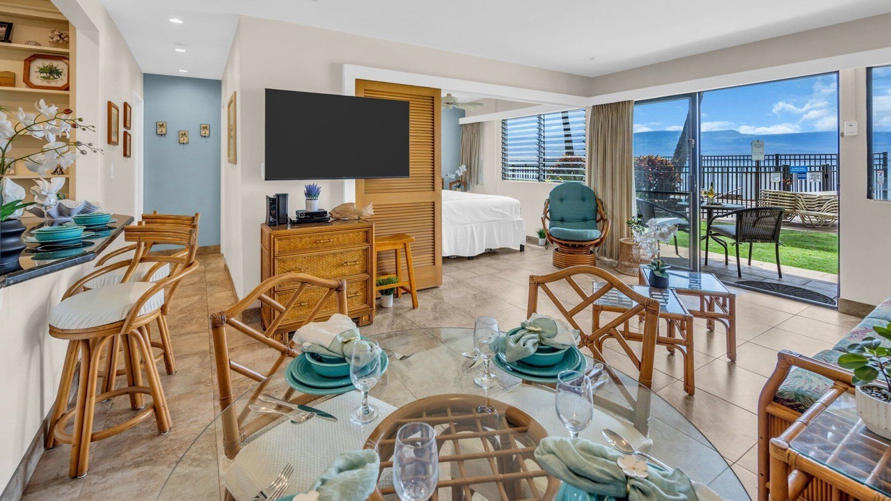 Photo of Bedroom in Maalaea