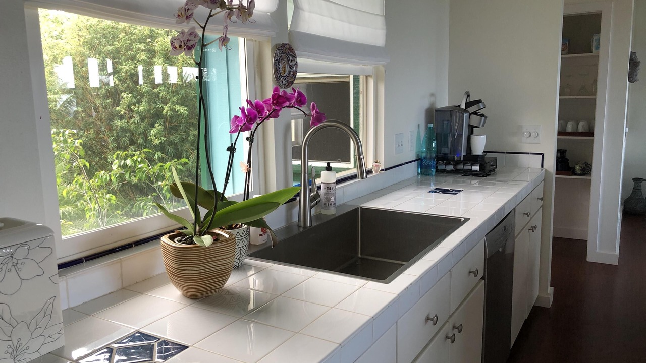 Photo of Kitchen in Pauwela