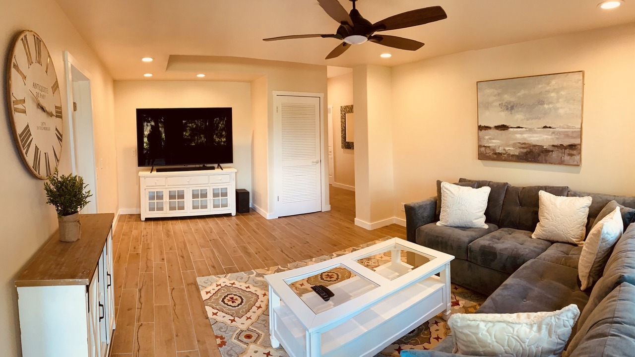 Photo of Livingroom in Halama Street