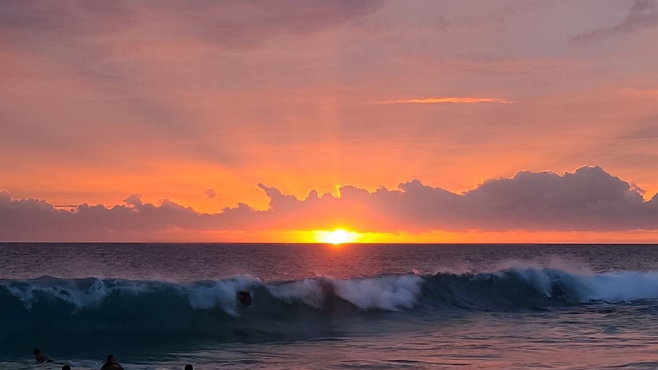 Photo of Others in Kahaluu Bay