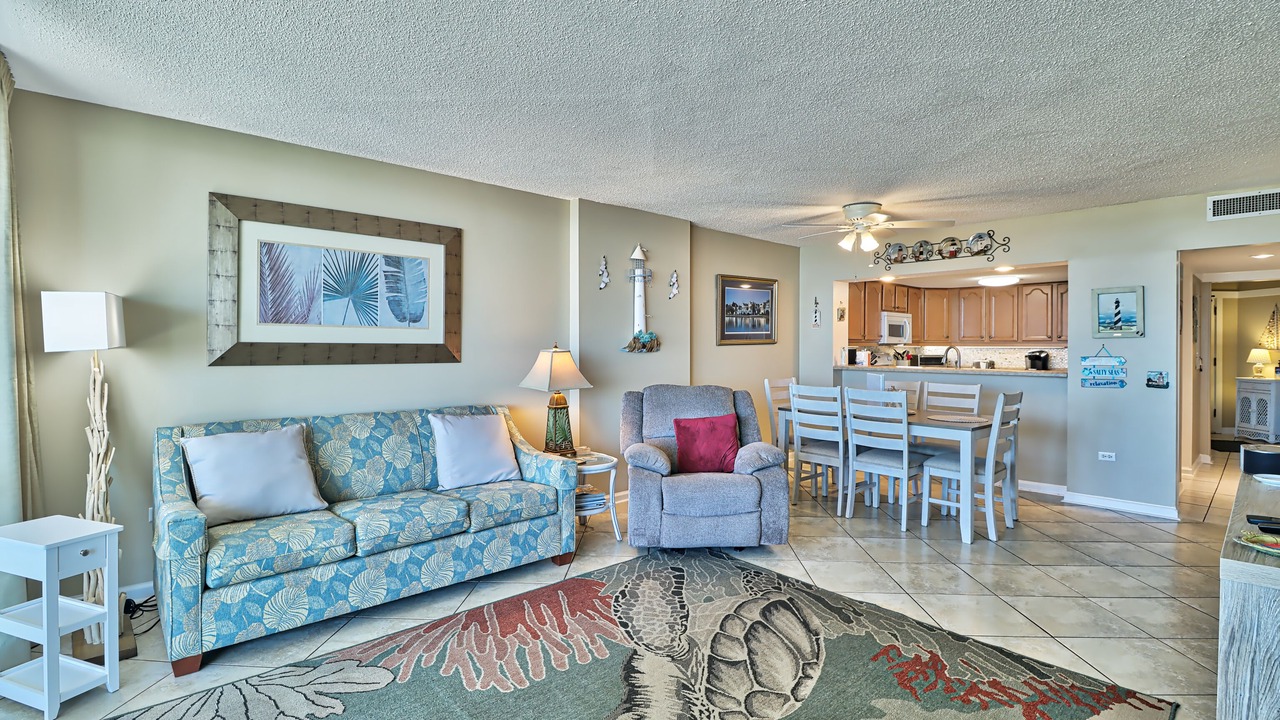 Photo of Livingroom in Briarcliffe Acres