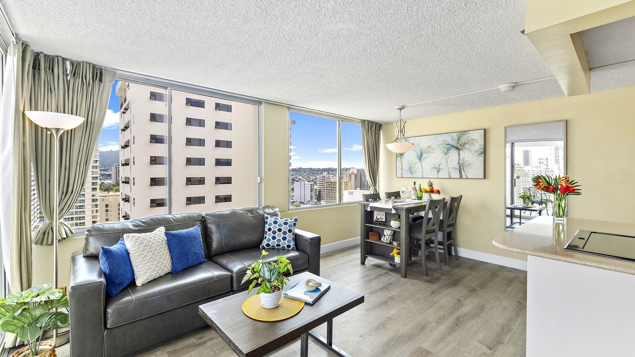 Photo of Bedroom in Waikiki
